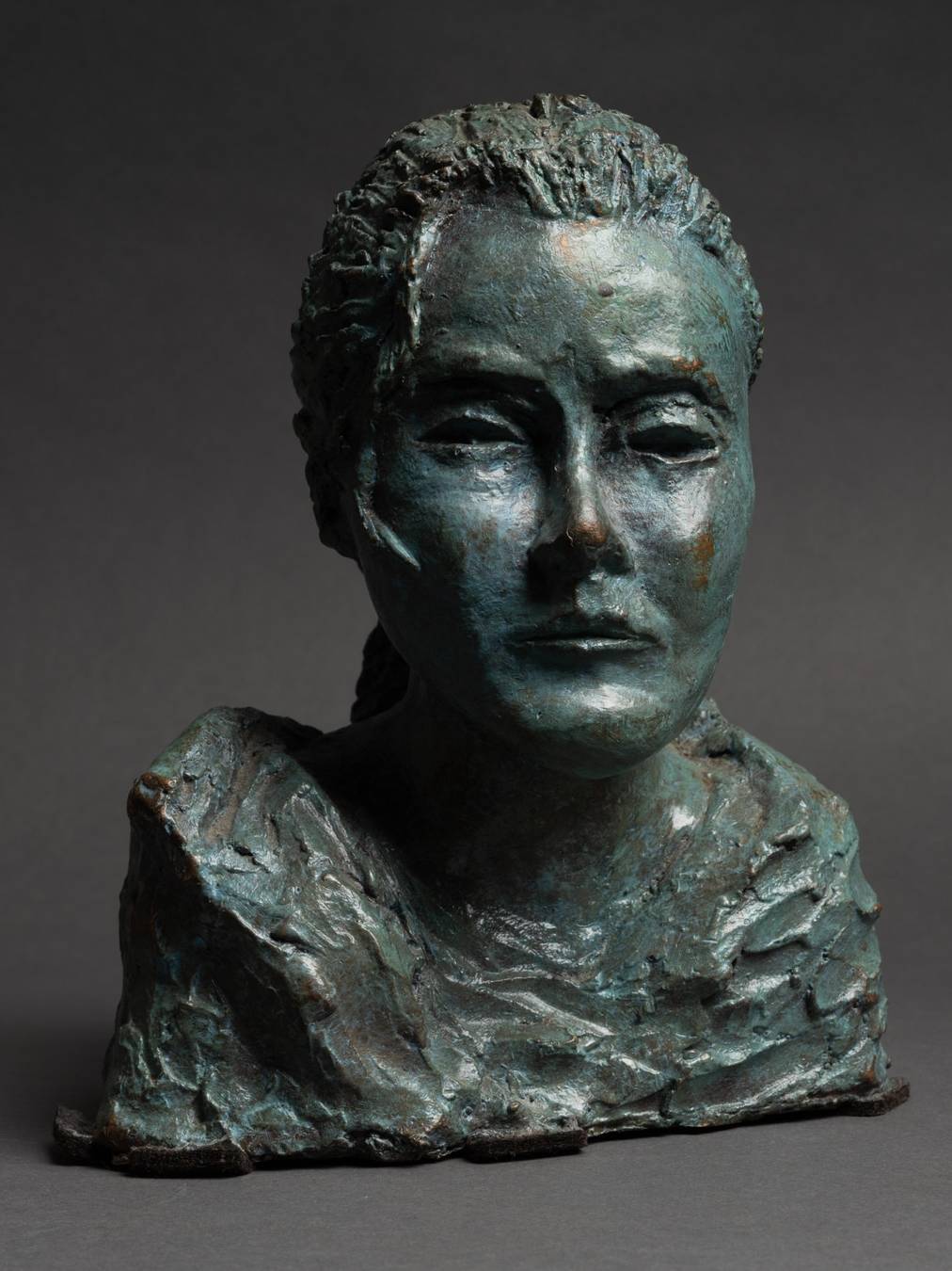 Buste en bronze signé, XXe siècle
