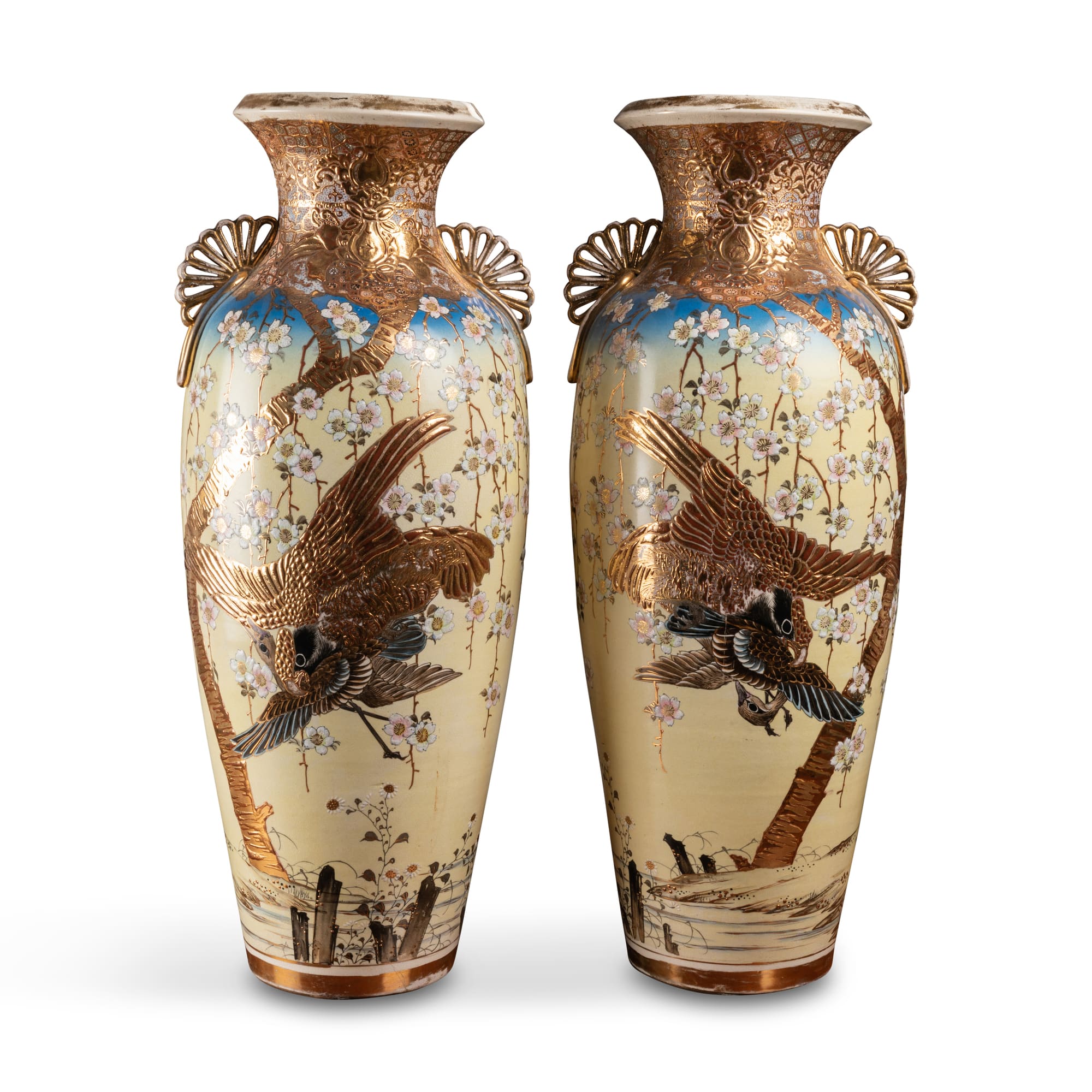Paire de vases japonais en céramique, XIXe siècle
